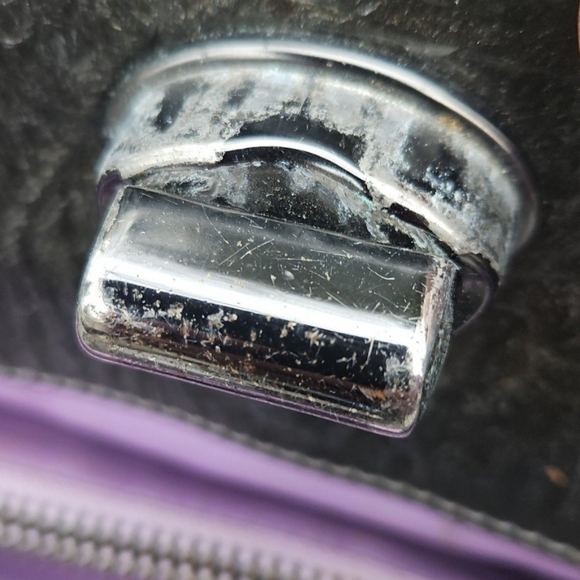 Authentic Coach 13915 Garnet Patent Gunmetal Handbag - Picture 7 of 7